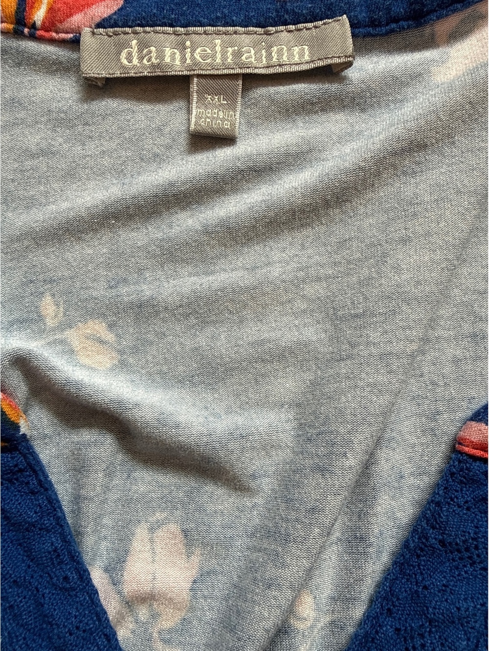 Daniel Rainn Blue Floral Button V-Neck Short Sleeve Top XL - Picture 3 of 4